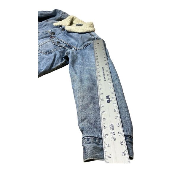 Levis Denim Jacket Mens M Blue Sherpa Lined Trucker Red Tab Western Light Wash - Picture 11 of 13